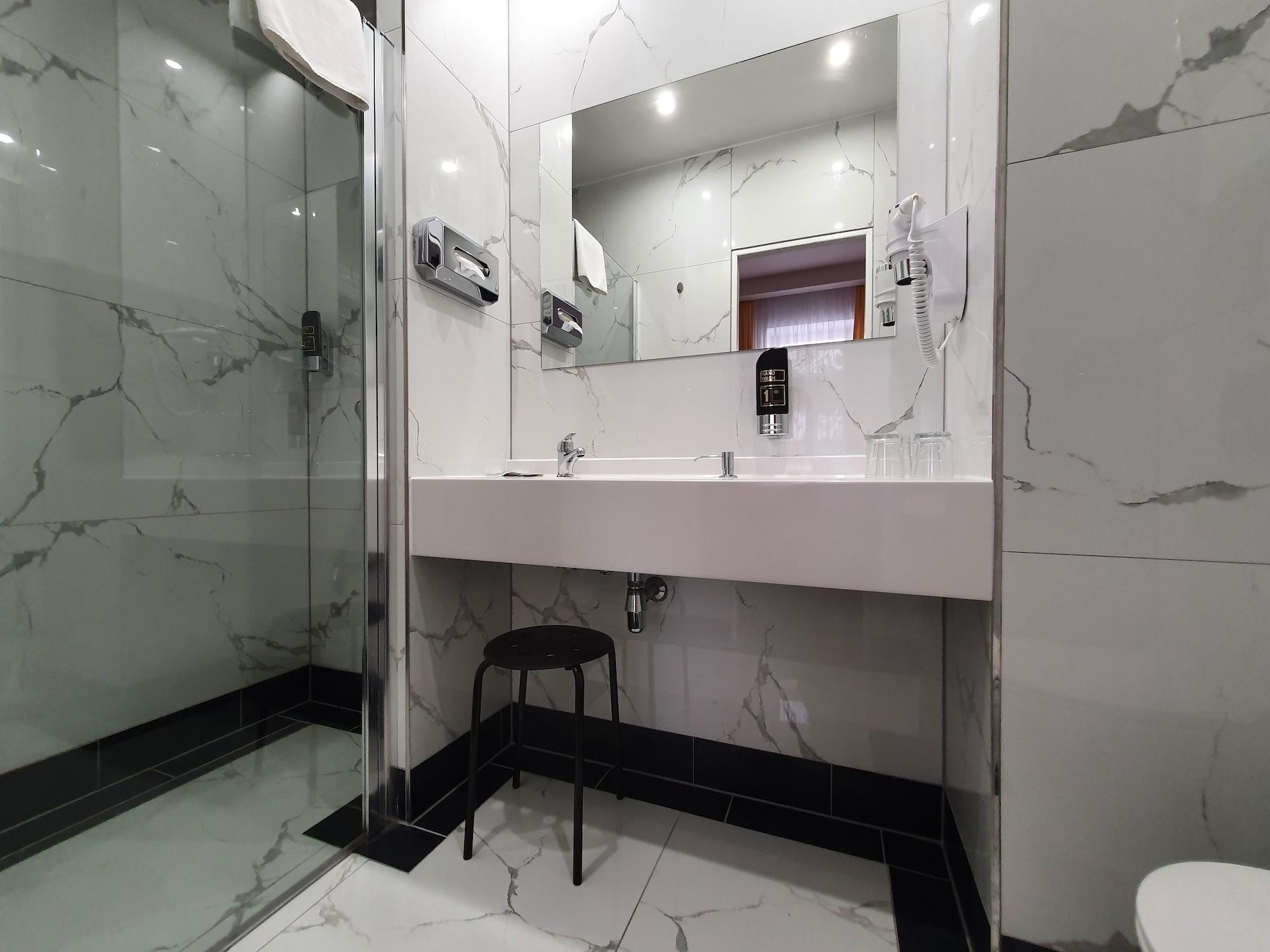Royal Plaza 3* Praha